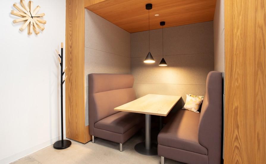 Work, meet and collaborate in a shared office space in Spaces Trade and Tryon Work, meet and collaborate in a shared office space in Spaces Trade and Tryon