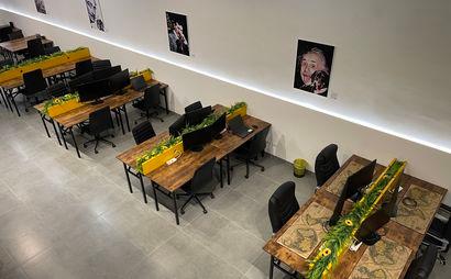 DEDICATED DESK - Gold package DEDICATED DESK - Gold package