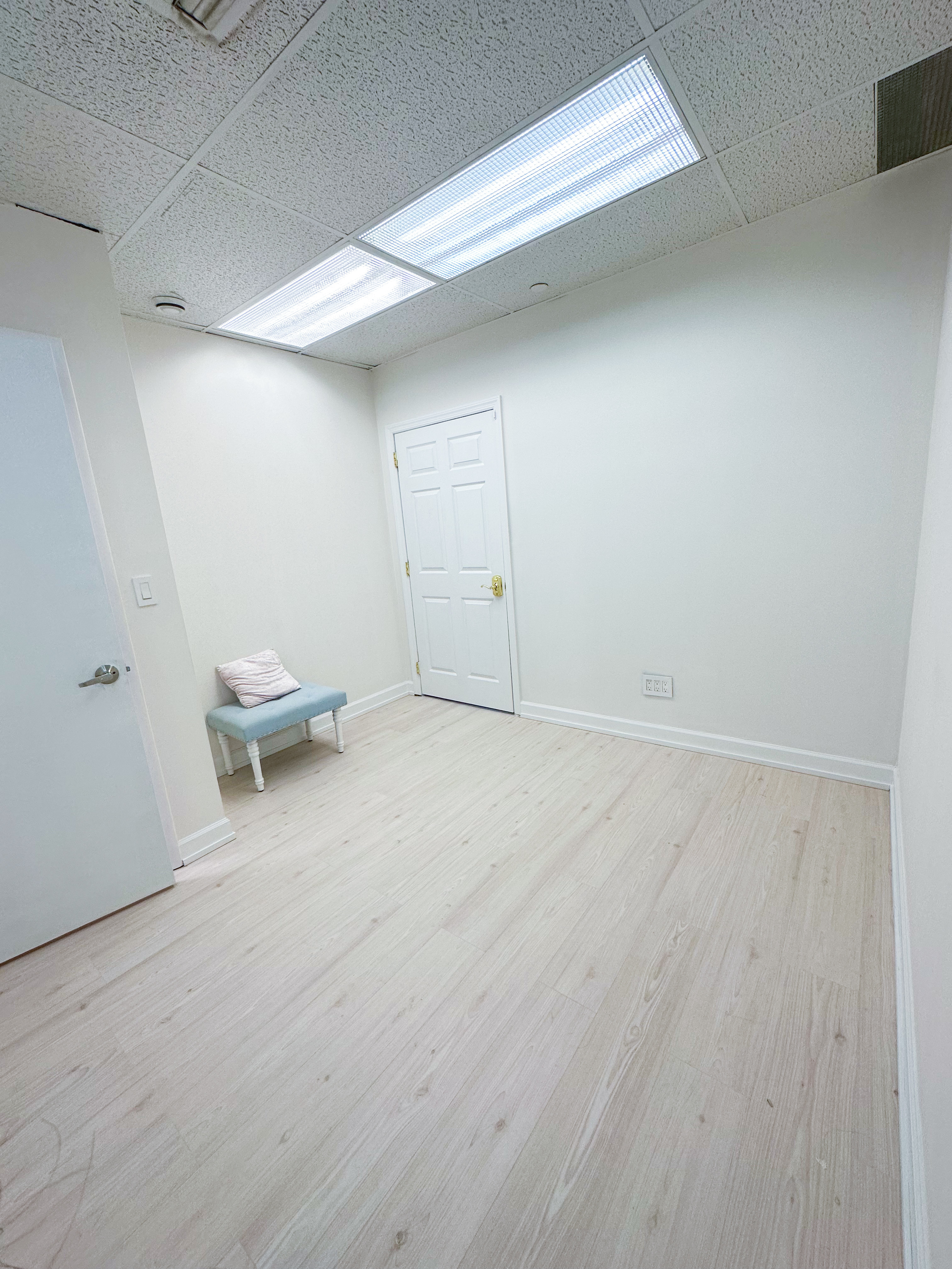 Spa rooms for rent: Skinova Medical Spa 