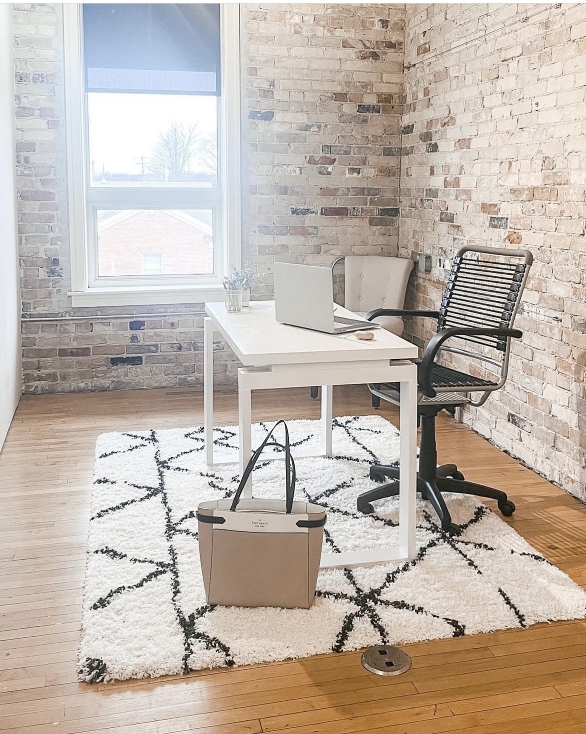 ThinkBar Coworking - Private Office