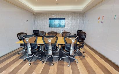 Grow Meeting Room (Medium) Grow Meeting Room (Medium)