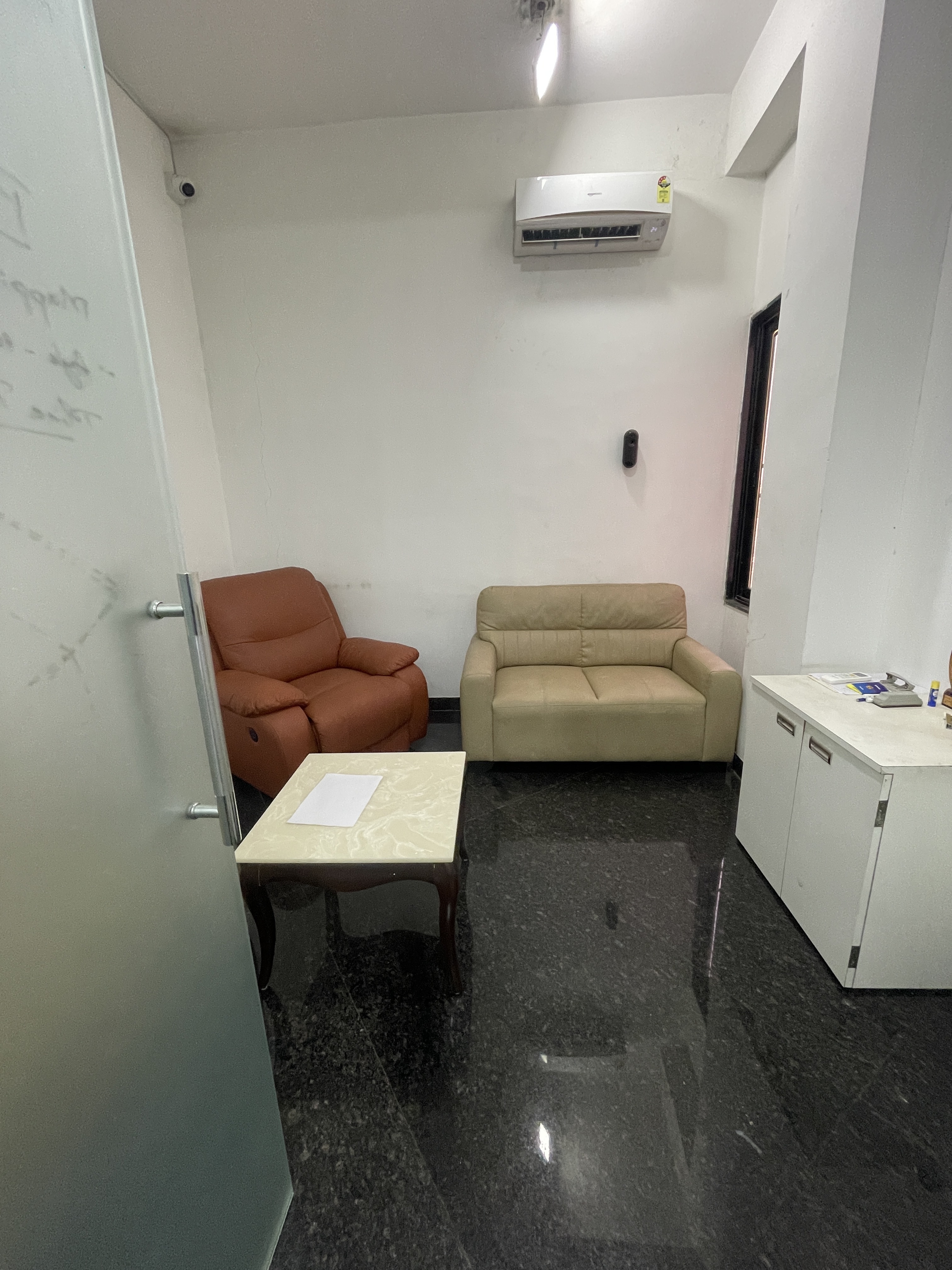 Fully furnished office space for rent is available in Vallabh Nagar, Raipur
