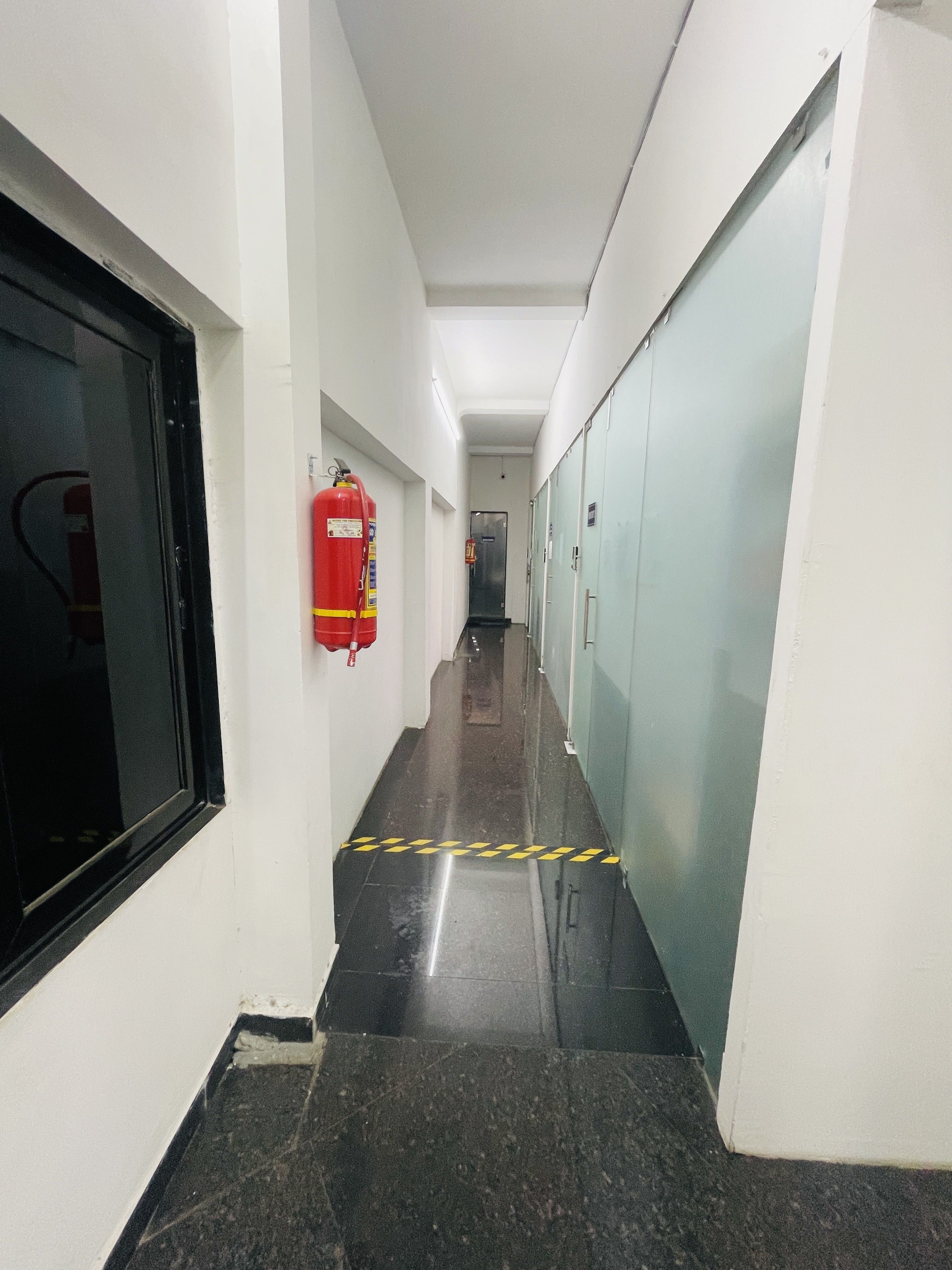 Fully furnished office space for rent is available in Vallabh Nagar, Raipur Fully furnished office space for rent is available in Vallabh Nagar, Raipur