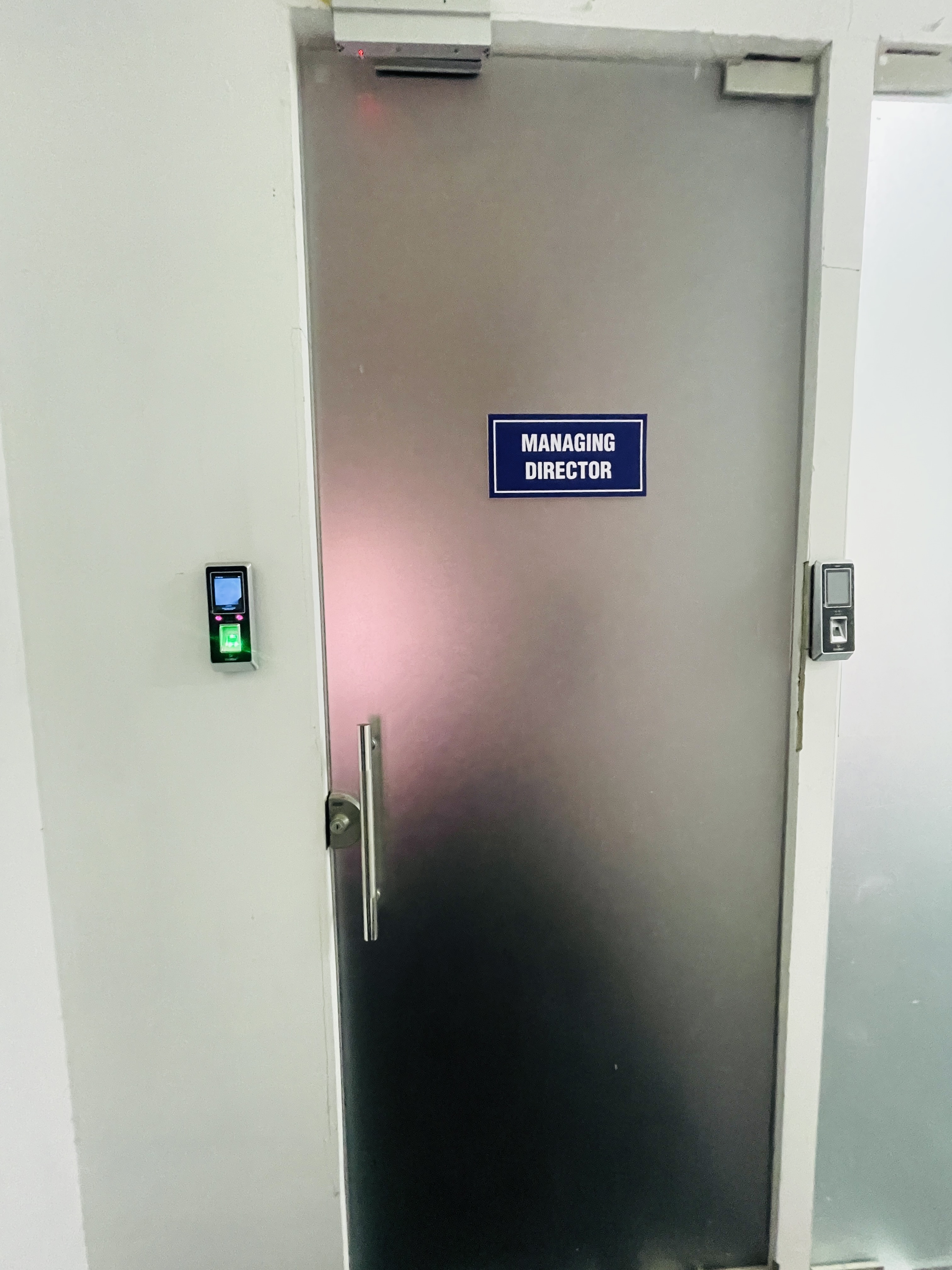 Fully furnished office space for rent is available in Vallabh Nagar, Raipur Fully furnished office space for rent is available in Vallabh Nagar, Raipur