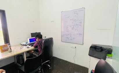 Fully furnished office space for rent is available in Vallabh Nagar, Raipur Fully furnished office space for rent is available in Vallabh Nagar, Raipur