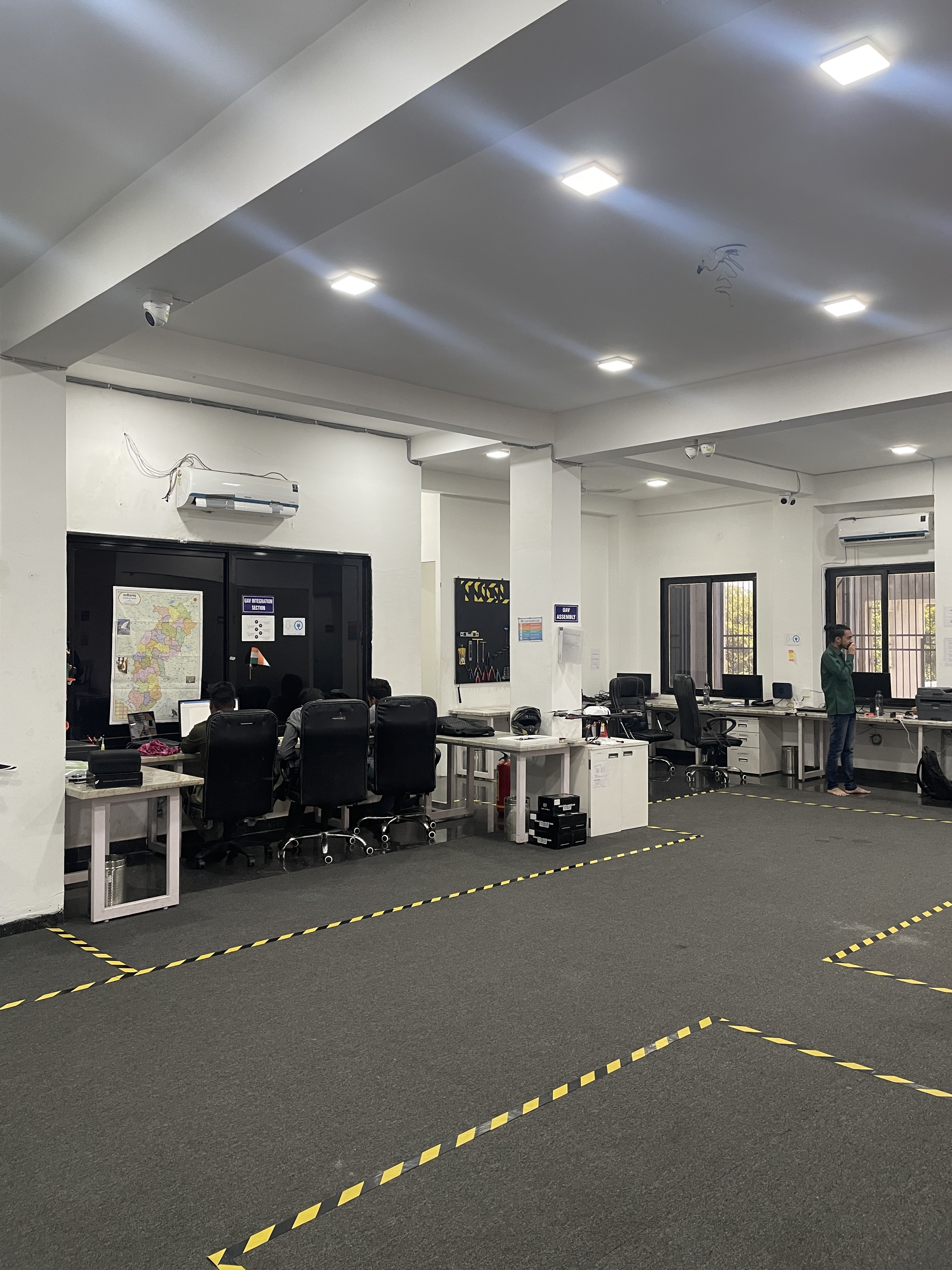 Fully furnished office space for rent is available in Vallabh Nagar, Raipur