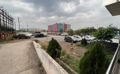 Premium Shop Available For Rent in Premisin, Capital Plaza Premium Shop Available For Rent in Premisin, Capital Plaza