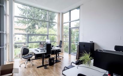 Flex- or Fix-Desk Flex- or Fix-Desk