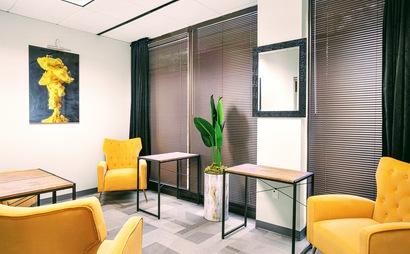 CoWork Space in Elite Atlanta Dunwoody on Perimeter Area Within a Business Center for Entrepreneurs or Hybrid Workers CoWork Space in Elite Atlanta Dunwoody on Perimeter Area Within a Business Center for Entrepreneurs or Hybrid Workers