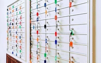 CoWork Space in Elite Atlanta Dunwoody on Perimeter Area Within a Business Center for Entrepreneurs or Hybrid Workers CoWork Space in Elite Atlanta Dunwoody on Perimeter Area Within a Business Center for Entrepreneurs or Hybrid Workers