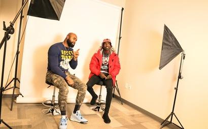 Mini Portrait Studio and Content Room Within a Business Center for Entrepreneurs or Photographers Mini Portrait Studio and Content Room Within a Business Center for Entrepreneurs or Photographers