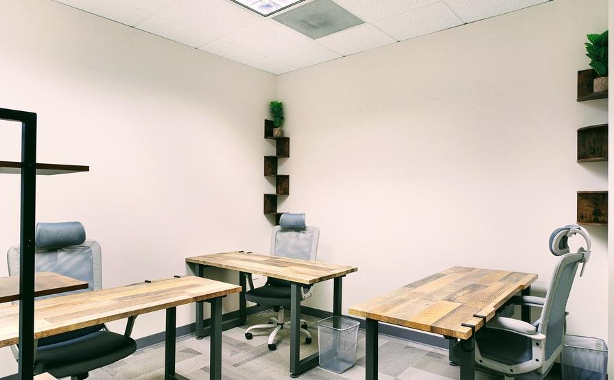 Flex Desk or Office Within Elite Business Center for Entrepreneurs and Hybrid Companies Flex Desk or Office Within Elite Business Center for Entrepreneurs and Hybrid Companies