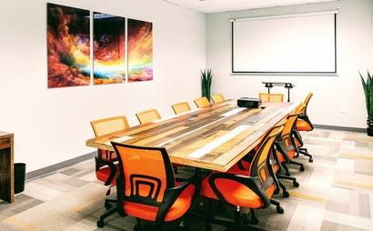 Flex Desk or Office Within Elite Business Center for Entrepreneurs and Hybrid Companies