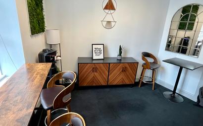 Downtown Workspace with Impressive Views, Private Meeting Room Downtown Workspace with Impressive Views, Private Meeting Room