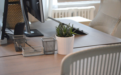 Dedicated Desks in Market Street Office Dedicated Desks in Market Street Office
