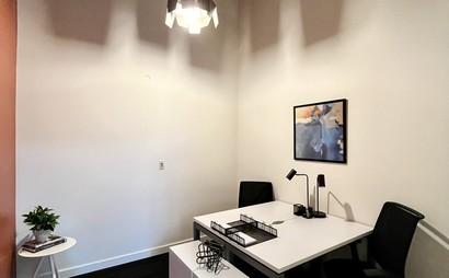 Tailor-made dream offices for 1 person in Spaces 1435 NW Northrup Street Tailor-made dream offices for 1 person in Spaces 1435 NW Northrup Street