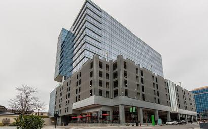 Professional office space in North Hills Tower II on fully flexible terms Professional office space in North Hills Tower II on fully flexible terms