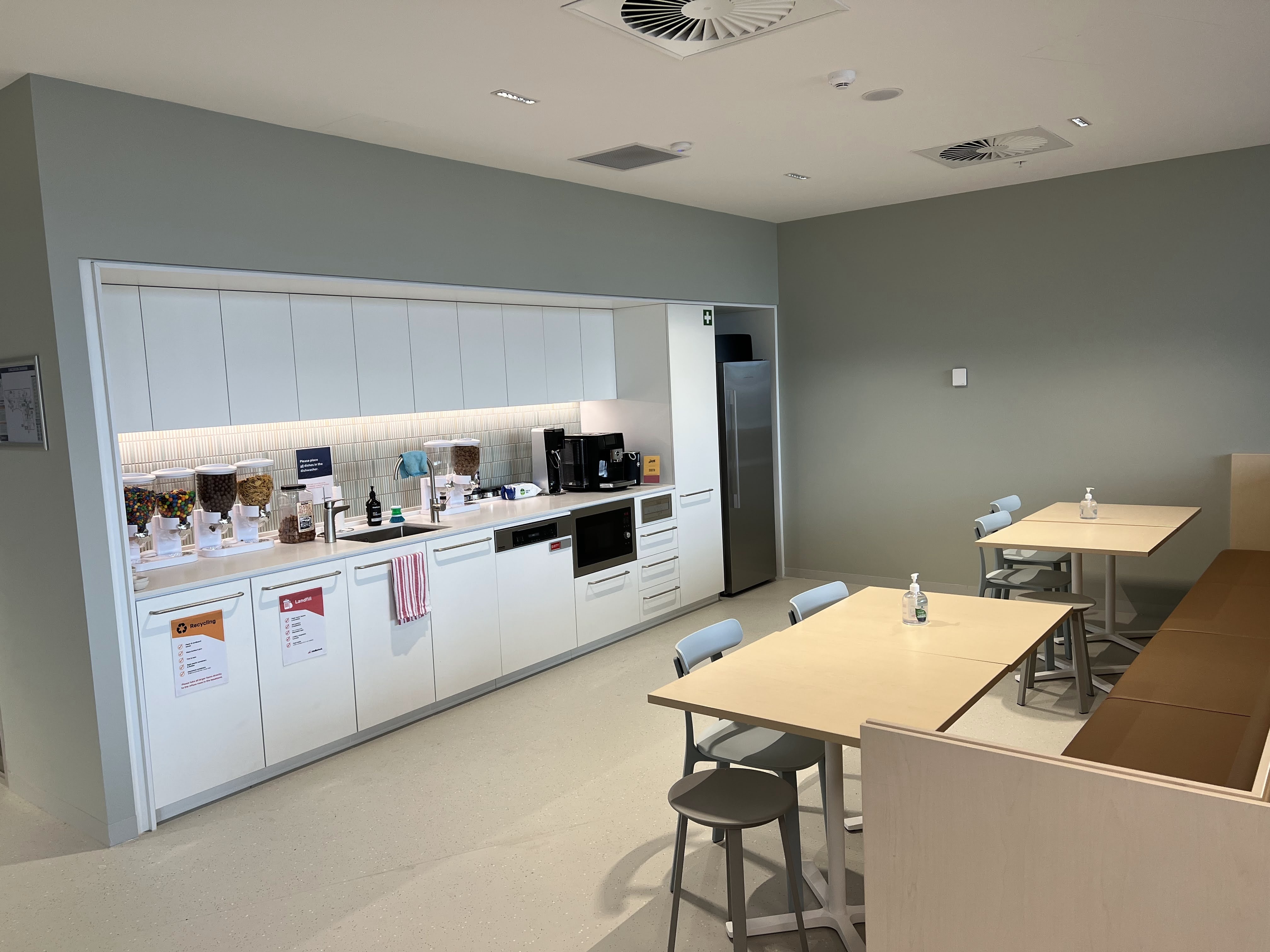 Level 5 Shared Office Space Level 5 Shared Office Space