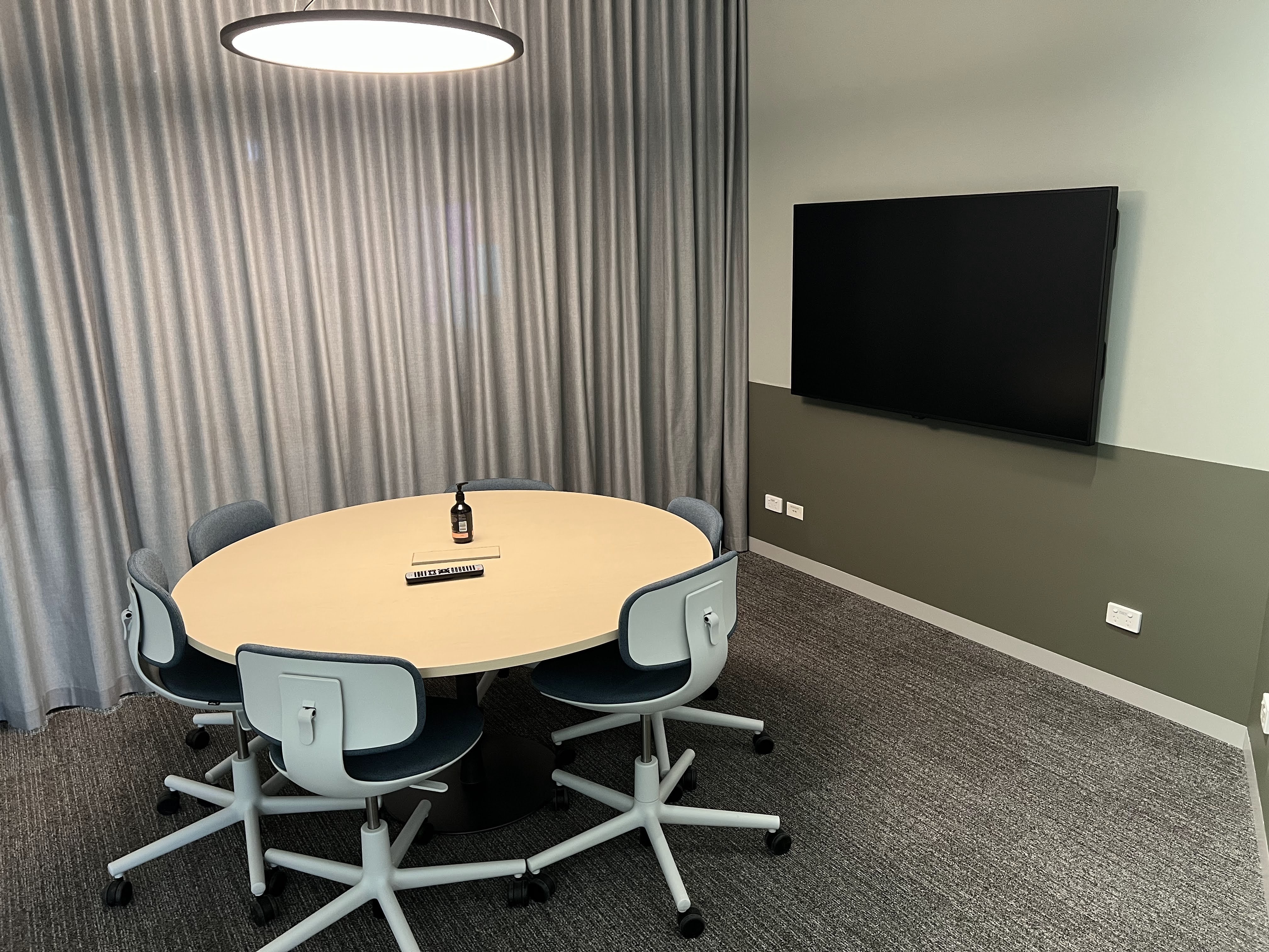 Level 5 Shared Office Space Level 5 Shared Office Space