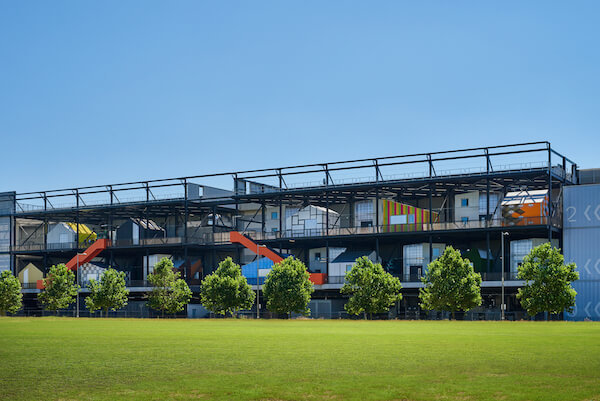 Hackney - &U studio creative practice - 3 desks available