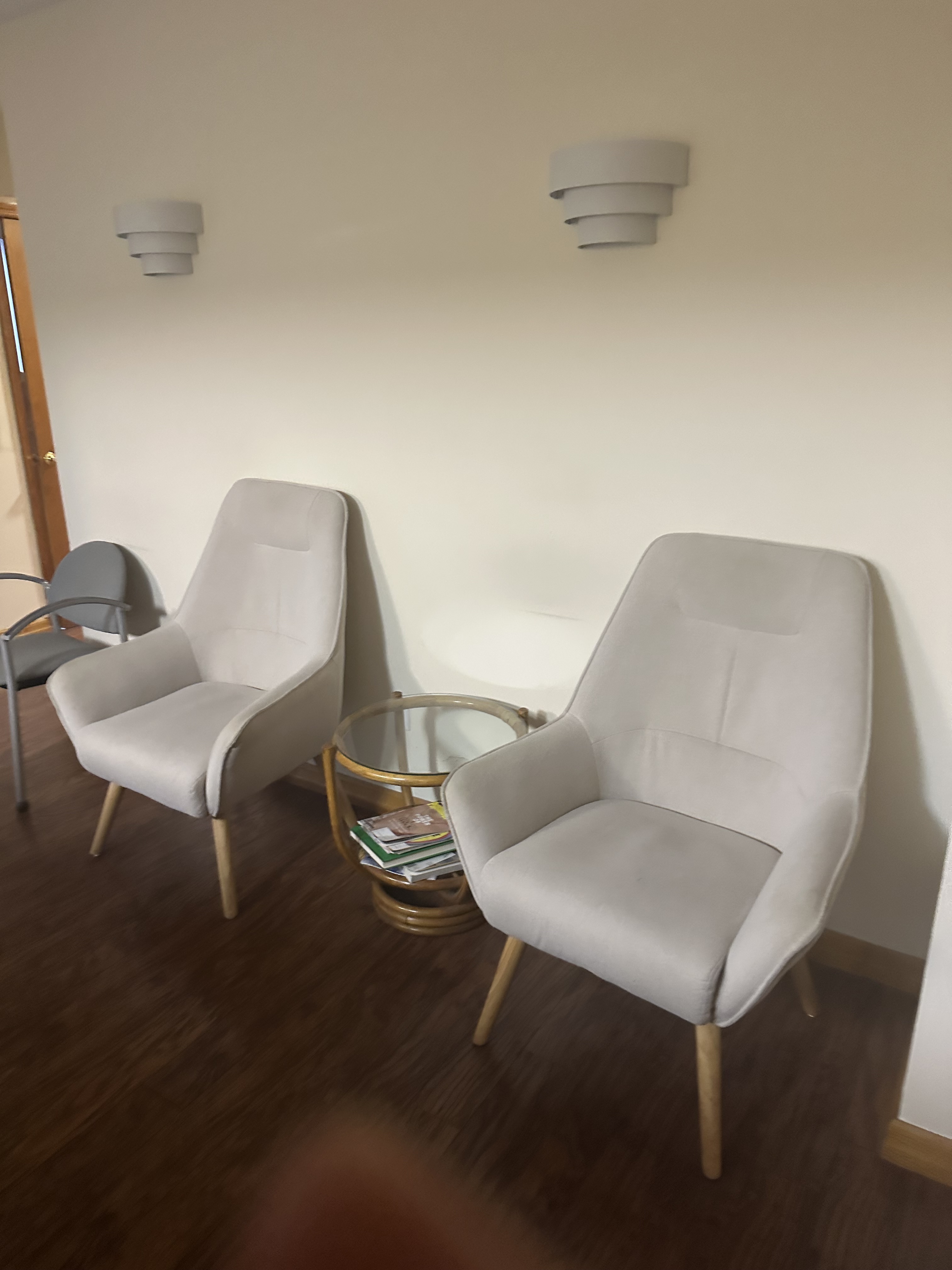 Roslyn suites available now Roslyn suites available now