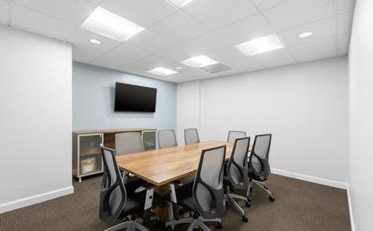 Find a dedicated desk in Downtown Santa Barbara Find a dedicated desk in Downtown Santa Barbara