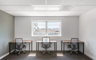 Find a dedicated desk in Downtown Santa Barbara Find a dedicated desk in Downtown Santa Barbara