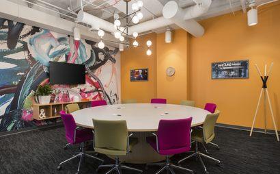 Flexible workspace memberships in Spaces One Renaissance Tower Flexible workspace memberships in Spaces One Renaissance Tower