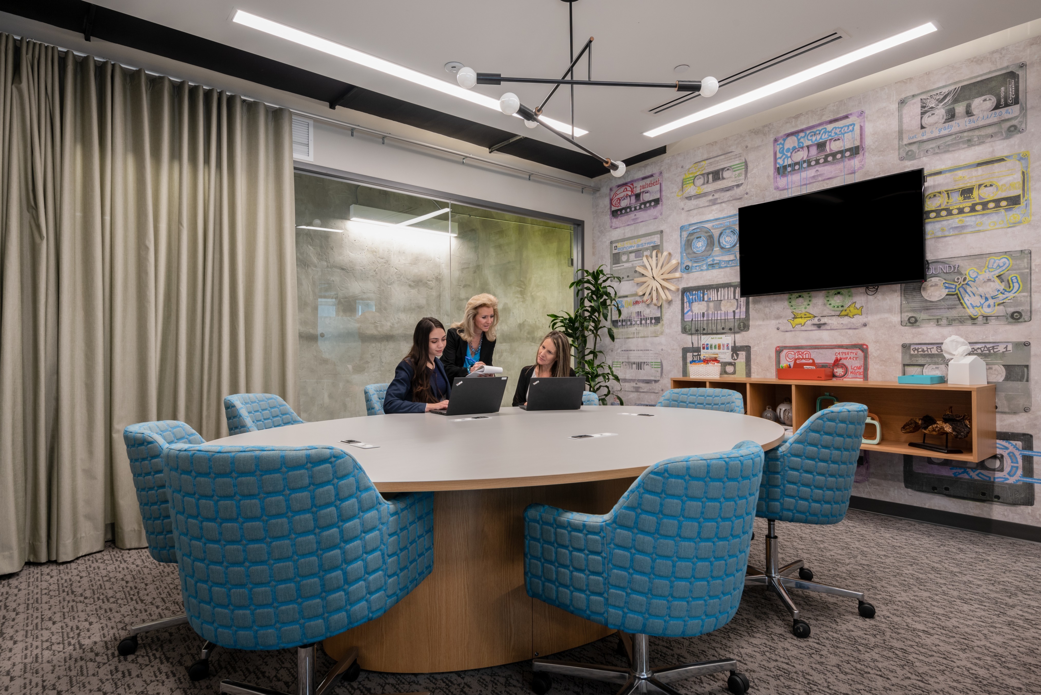 Fully serviced private office space for you and your team in Spaces Arista Fully serviced private office space for you and your team in Spaces Arista