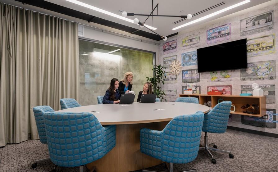 Fully serviced private office space for you and your team in Spaces Arista Fully serviced private office space for you and your team in Spaces Arista