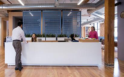 Tailor-made dream offices for 1 person in Spaces Near North Side Tailor-made dream offices for 1 person in Spaces Near North Side