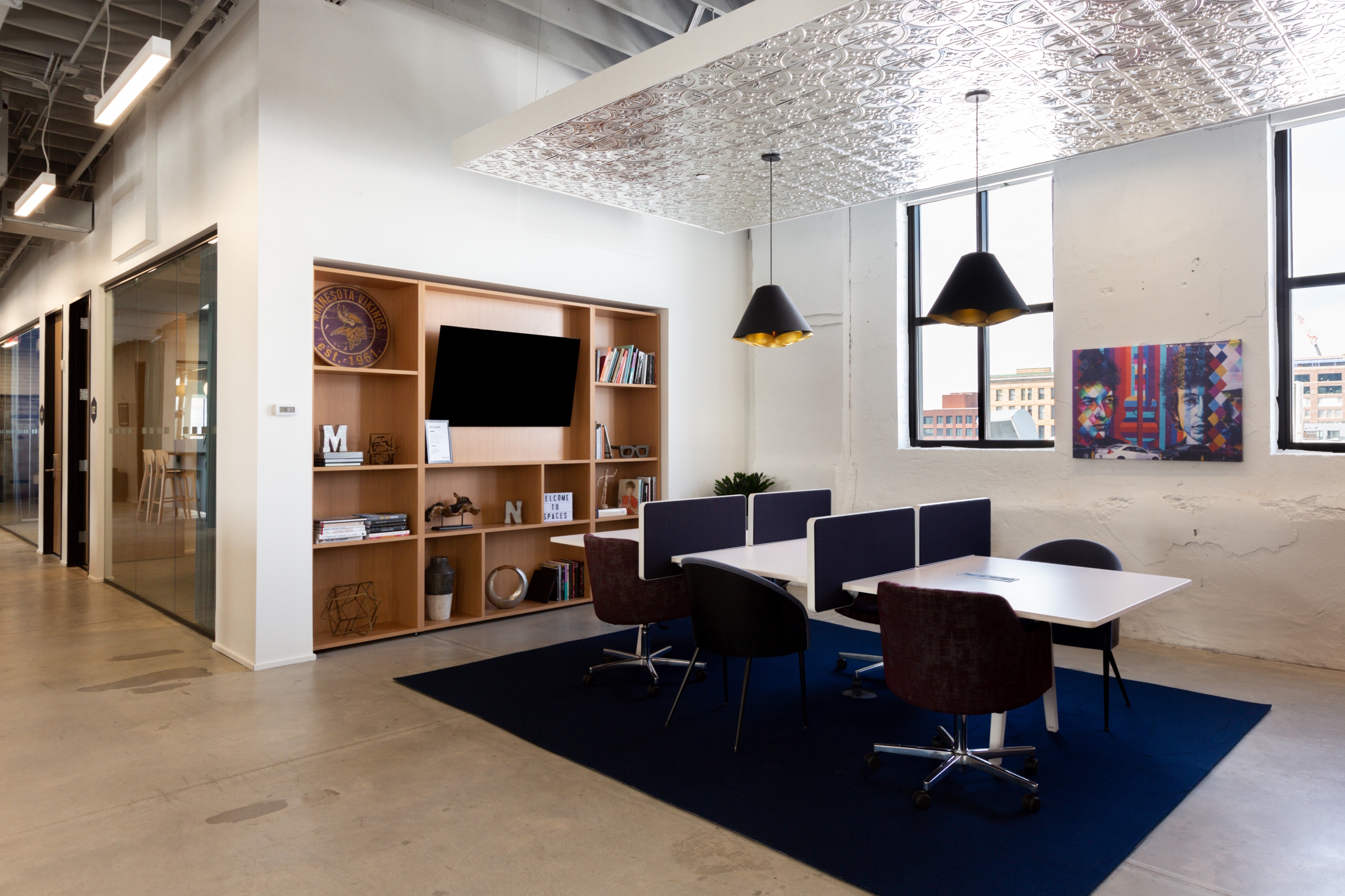 Work from anywhere with a virtual office in Spaces North Loop