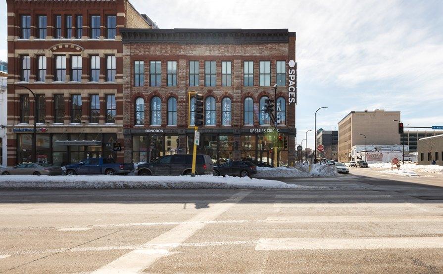 Find office space in Spaces North Loop for 2 persons with everything taken care of