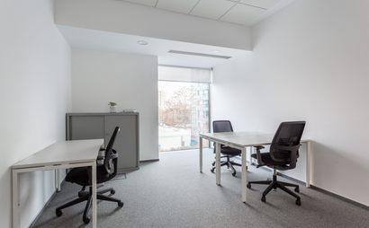 Find office space in Spaces, Perkins Rowe for 5 persons with everything taken care of Find office space in Spaces, Perkins Rowe for 5 persons with everything taken care of