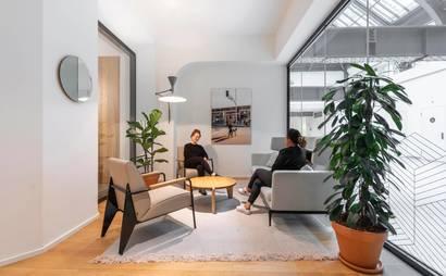 Work, meet and collaborate in a shared office space in Spaces Midtown South Work, meet and collaborate in a shared office space in Spaces Midtown South