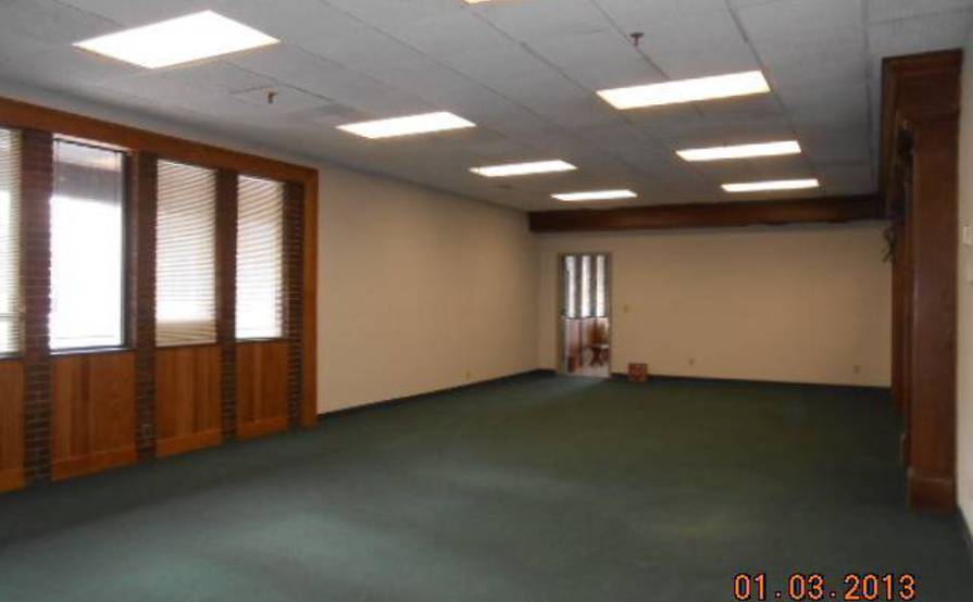 Individual office rooms for rent