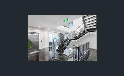 SUBLET in Prime Office Space Near Syndal Station SUBLET in Prime Office Space Near Syndal Station