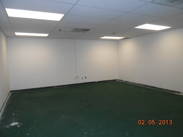 Individual office rooms for rent