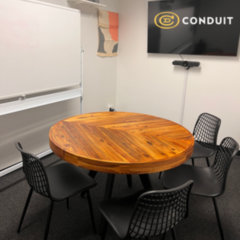 Shared and Dedicated Desk Space Shared and Dedicated Desk Space