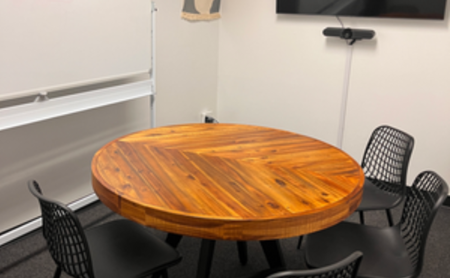 Shared and Dedicated Desk Space Shared and Dedicated Desk Space