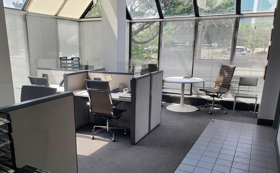 Bright Dedicated Desks or Sub-lease Shared Office Space