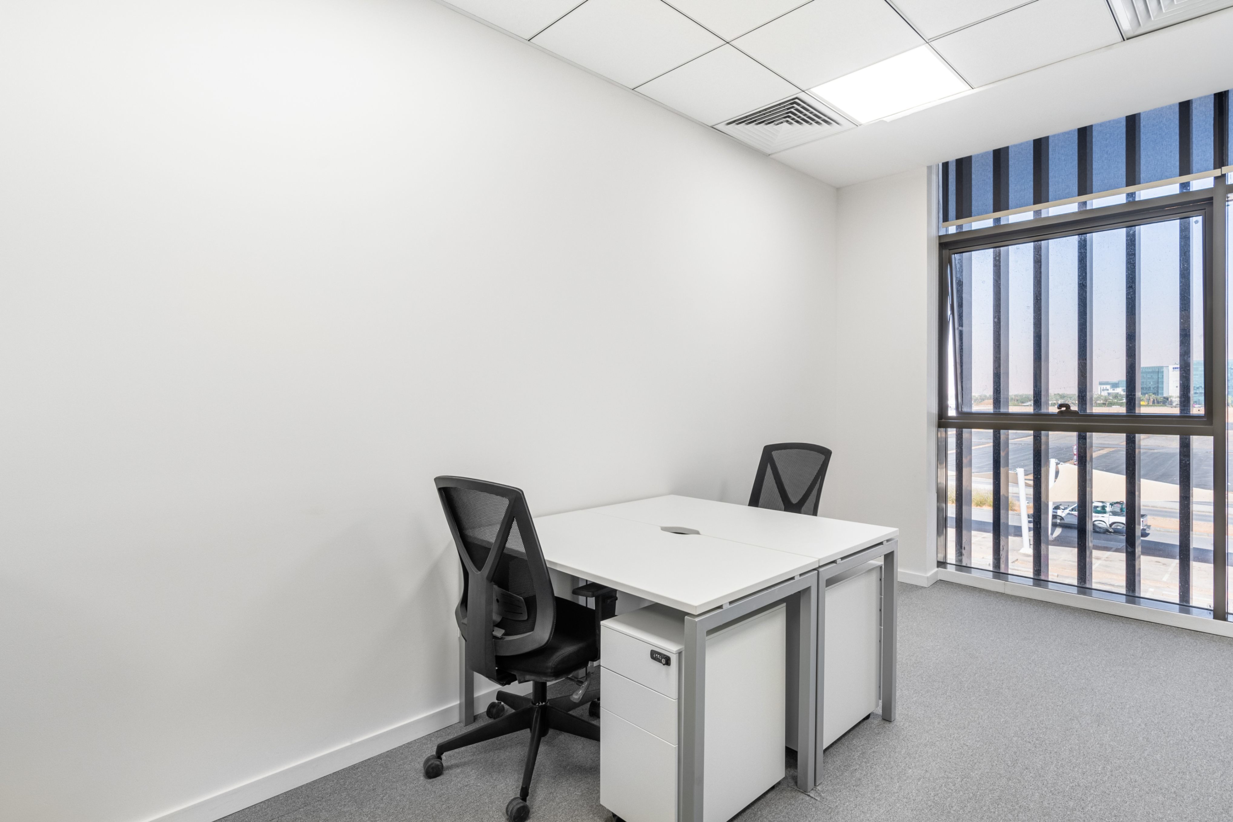 24/7 access to designer office space for 1 person in CA, Los Angeles - South Hill Street 24/7 access to designer office space for 1 person in CA, Los Angeles - South Hill Street