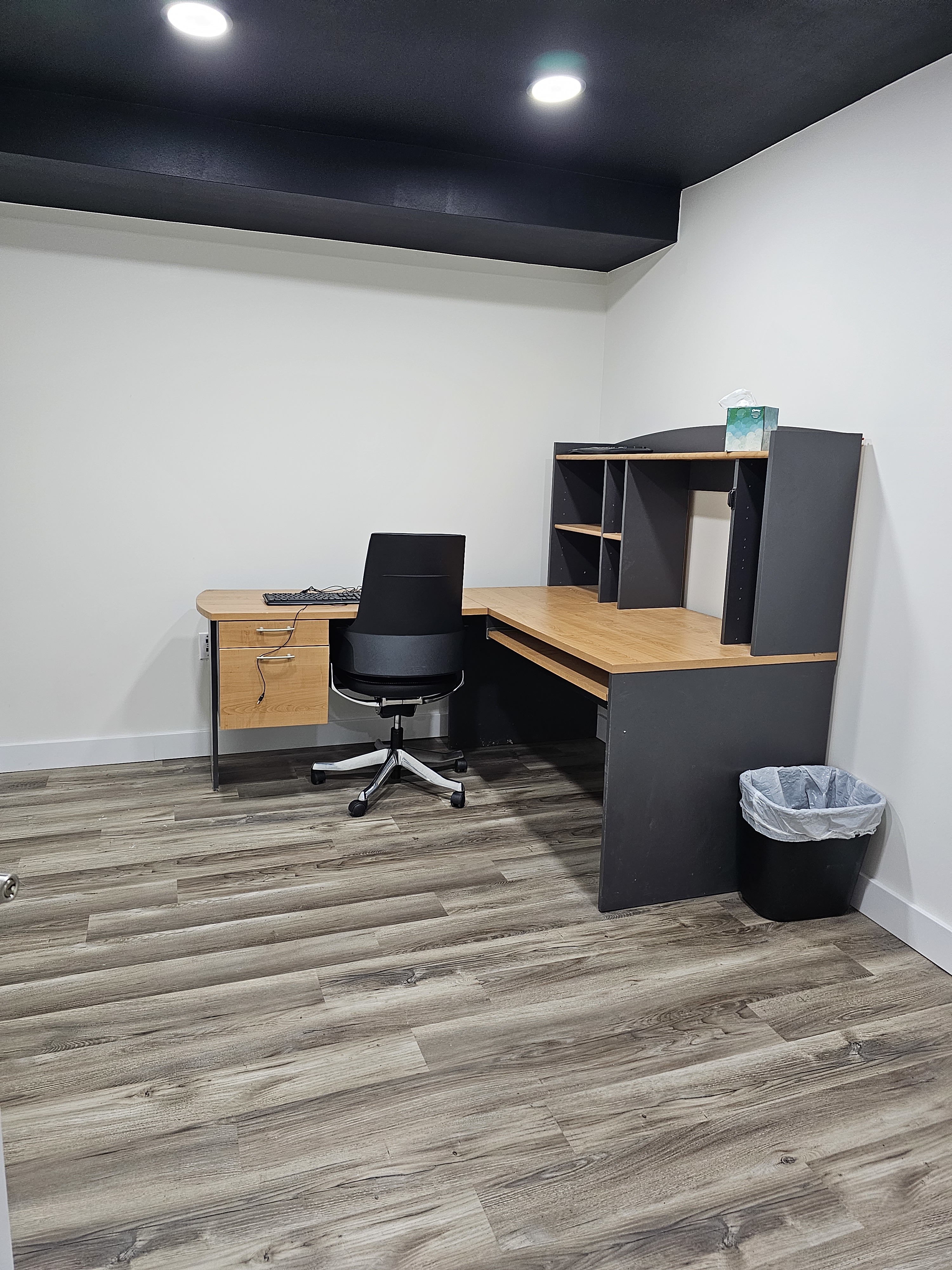 Delco private office suites!