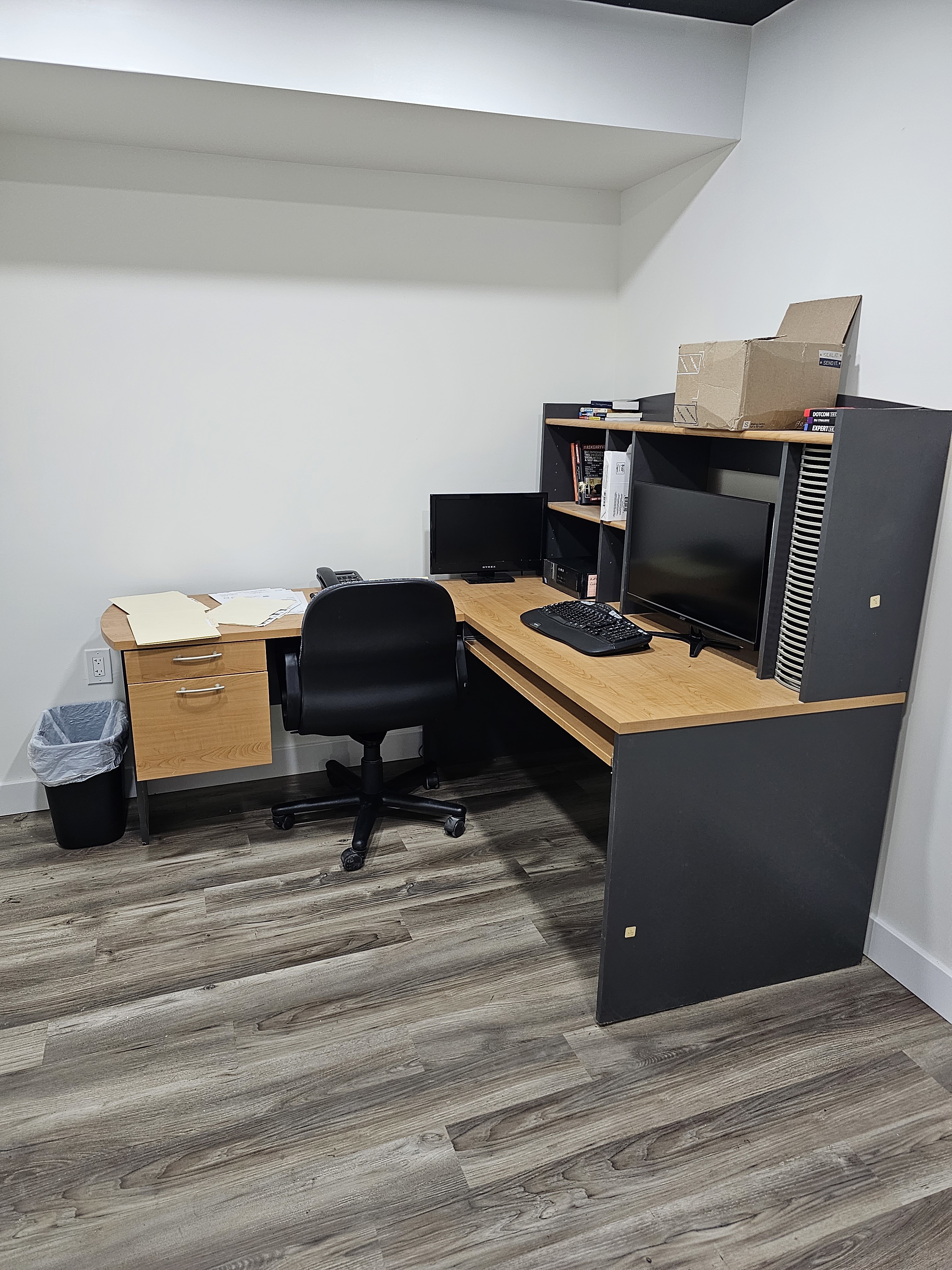 Delco private office suites!
