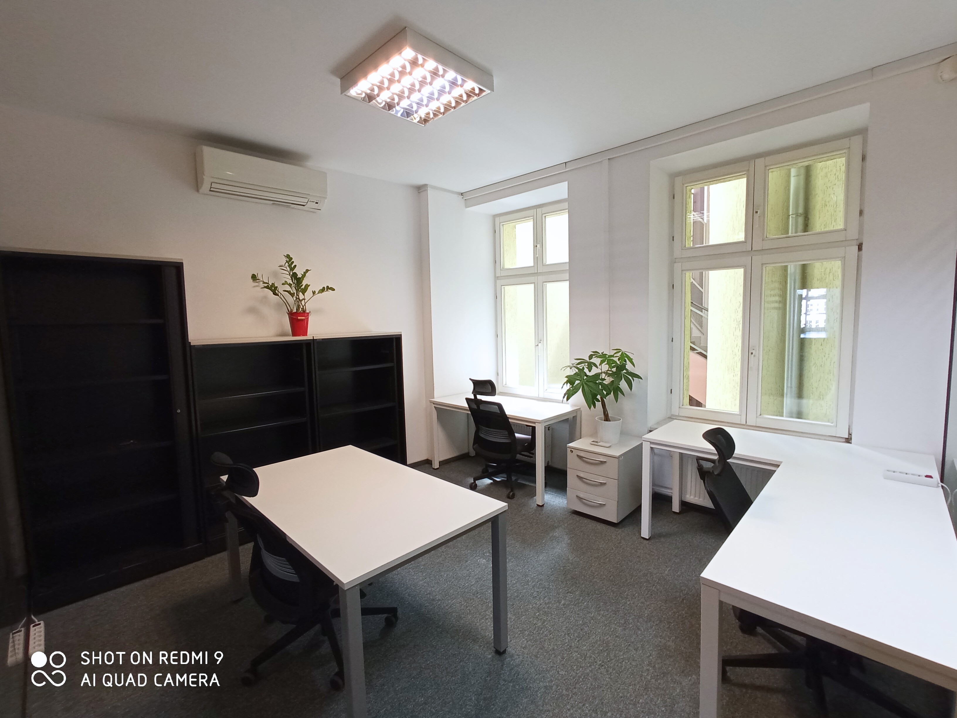 Biuro flex dla 3/4 osobowego zespołu!  