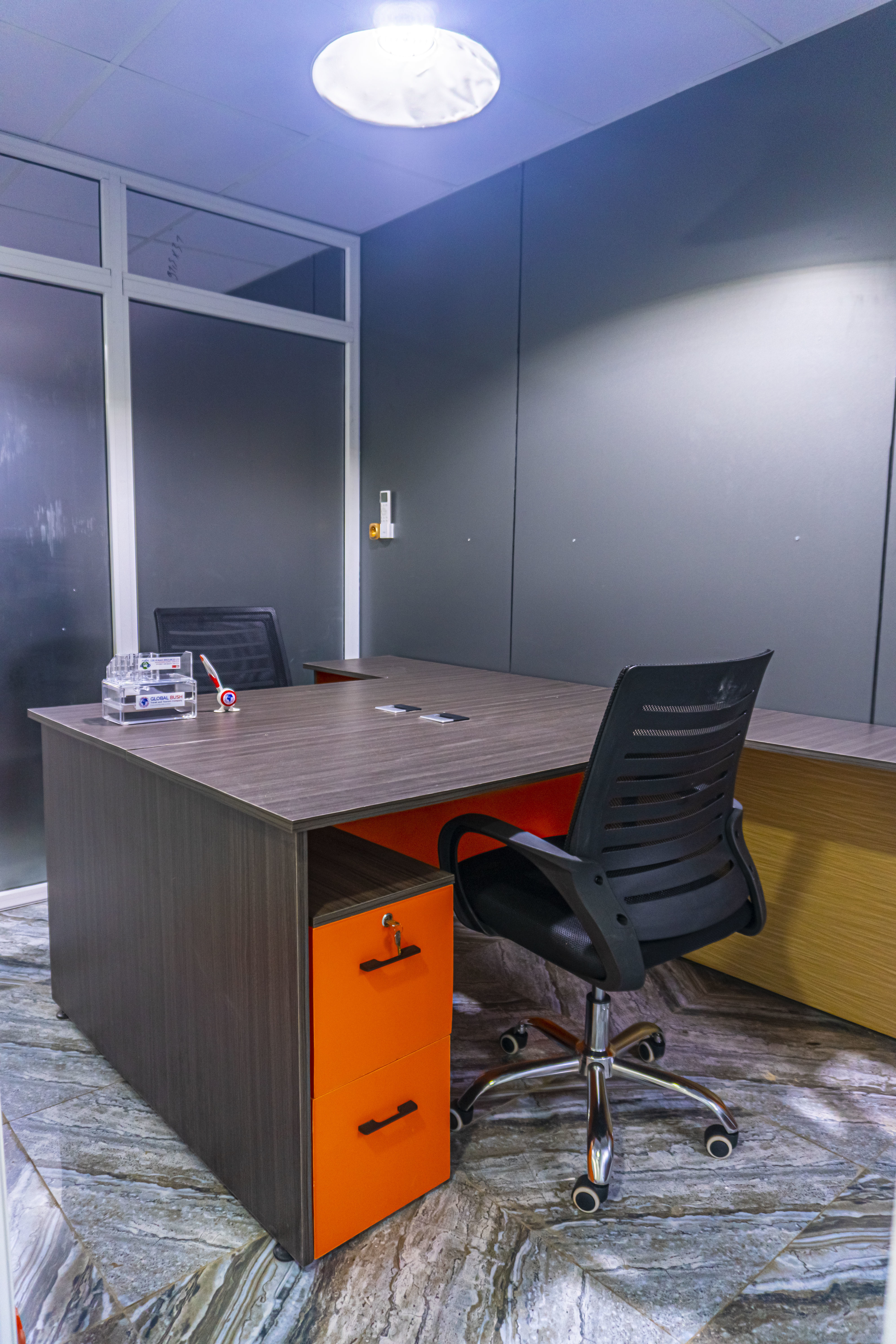 Global Bush Co working