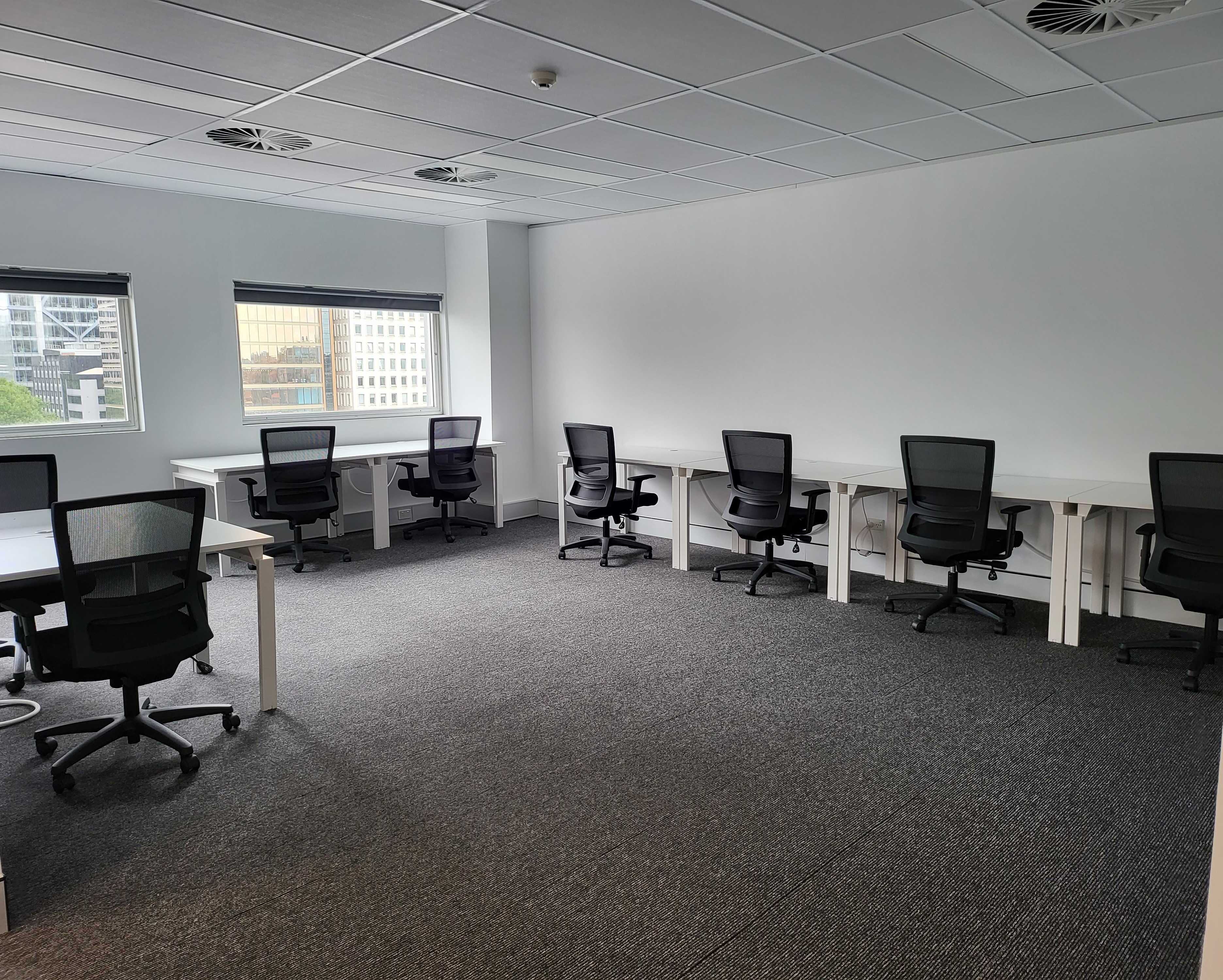 Hot Desks, Pay 3 days get 1 week use Hot Desks, Pay 3 days get 1 week use