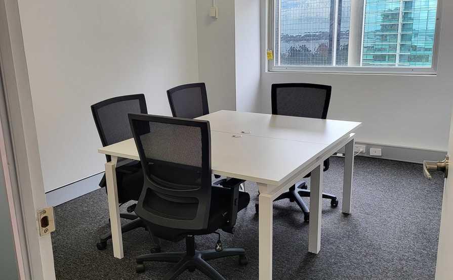 44% OFF! 1-4 pax Private Meeting room