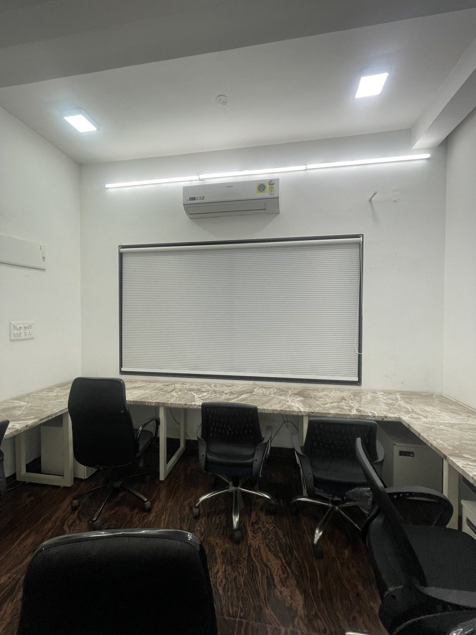 Book Fully Furnished Office For Rent in Raipur Book Fully Furnished Office For Rent in Raipur