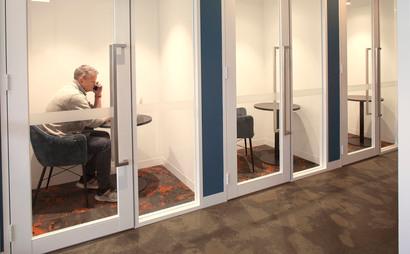 Modern Private Office for 8 in Cremorne - with views out over Melbourne Modern Private Office for 8 in Cremorne - with views out over Melbourne